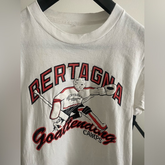 Vintage Hockey tee - Picture 2 of 4